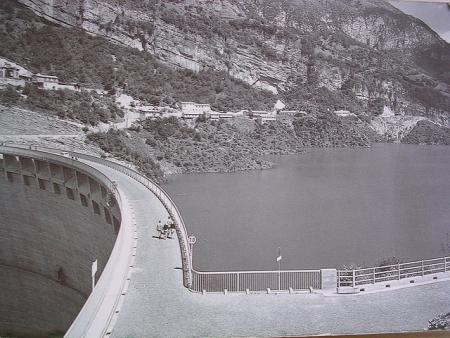 The Vajont Dam before the disaster (before 1963) The Vajont Dam before the disaster (before 1963)