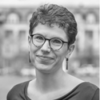 Ludewig, Julia